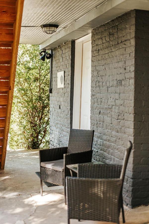 Staunton Underground Apartment Bagian luar foto